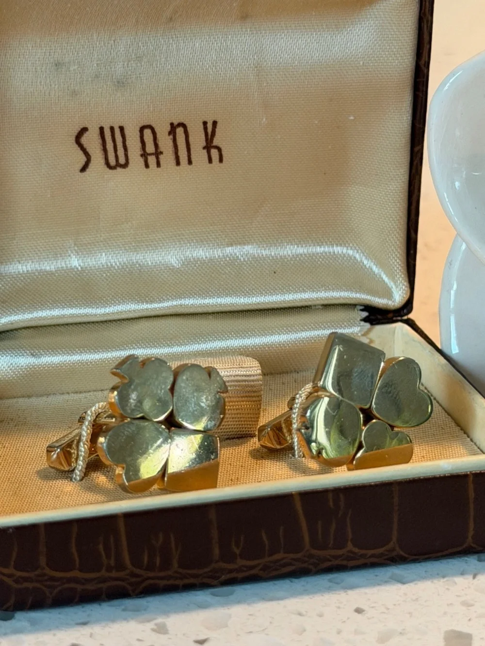 Vintage Swank Gold Tone Men’s Cuff Links MCM In Original Box Card Suits